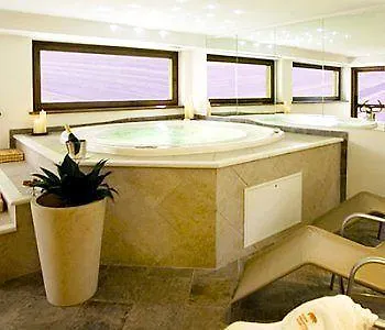 Montana Otel 3*